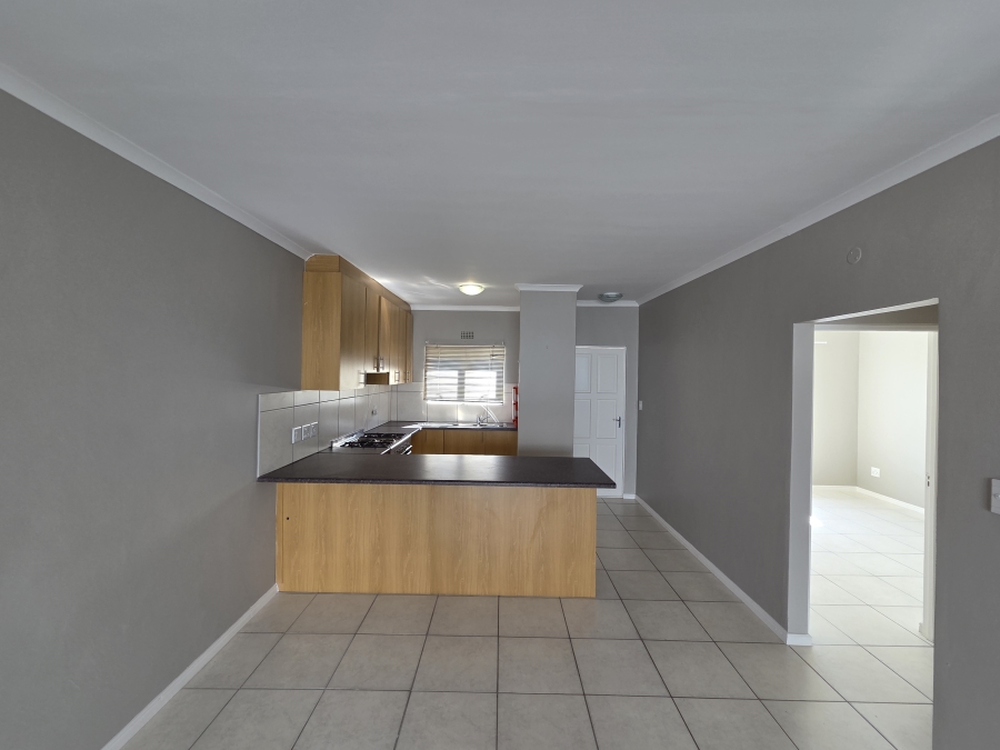 To Let 2 Bedroom Property for Rent in Olifantskop Western Cape